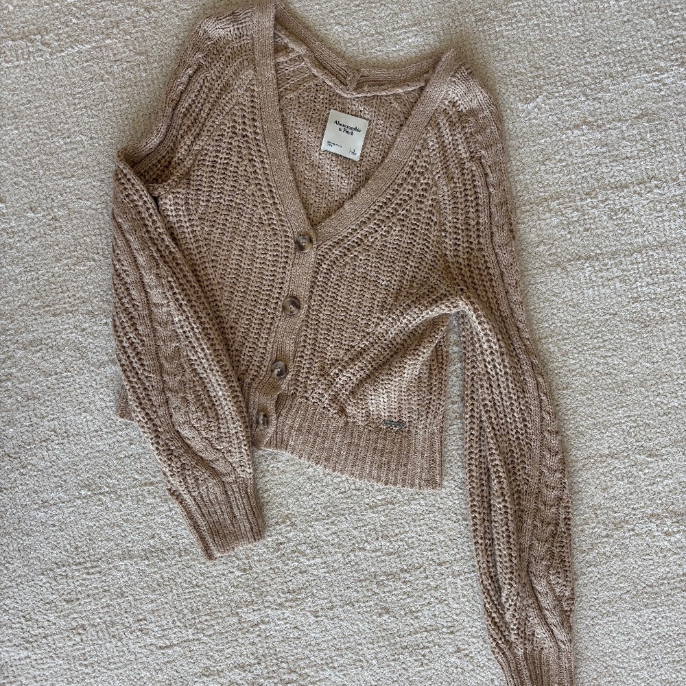 Cable knit cardigan